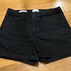 Universal Thread Black Jean Shorts